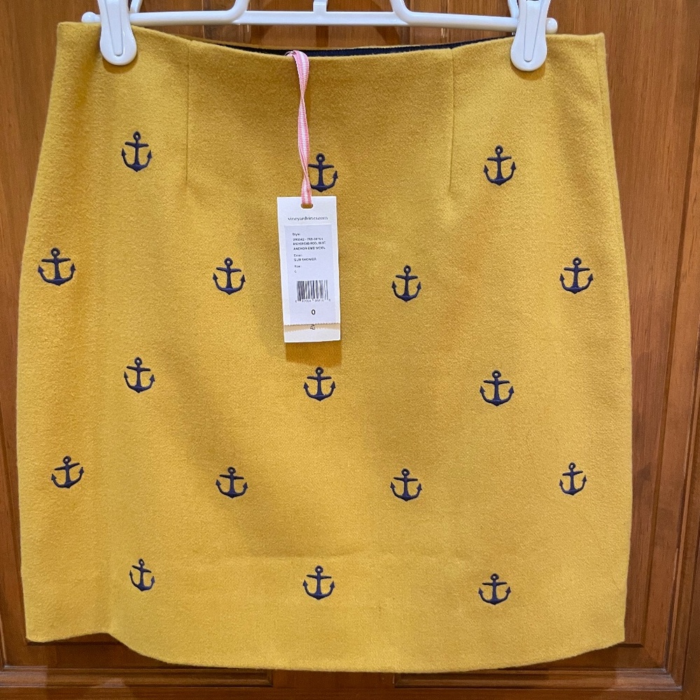 NWT! Vineyard Vines Skirt - Anchor Embroidered Wool Skirt - Picture 2 of 8